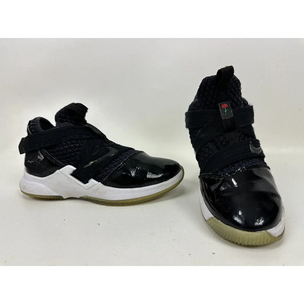 Nike Lebron Soldier Tuxedo Basketball Shoes Youth Sz 2.5 Black Hi Top AO2912-005